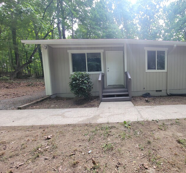 Building Photo - 291 Tall Oaks Rd