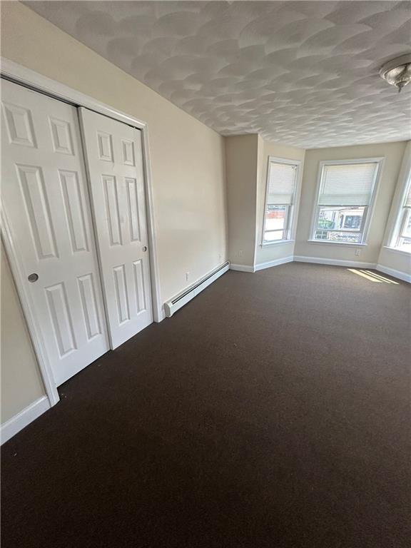 Building Photo - 591-591 Main St