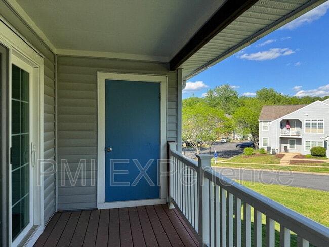 Building Photo - 1023 Spring Valley Ct