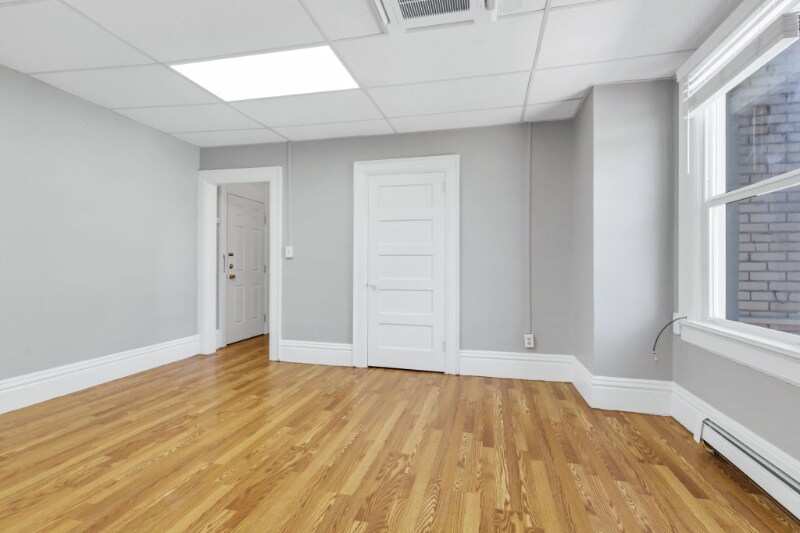 Building Photo - 1427 9th Ave
