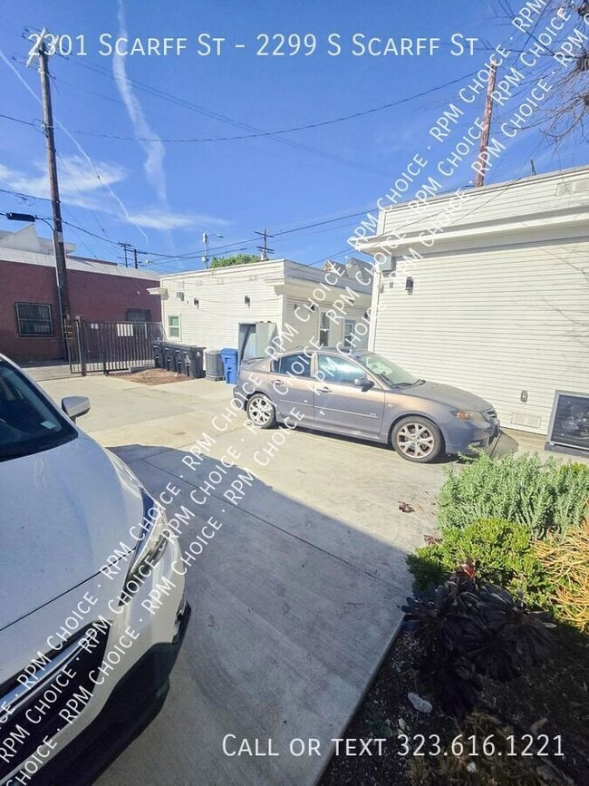 Building Photo - 2301 Scarff St