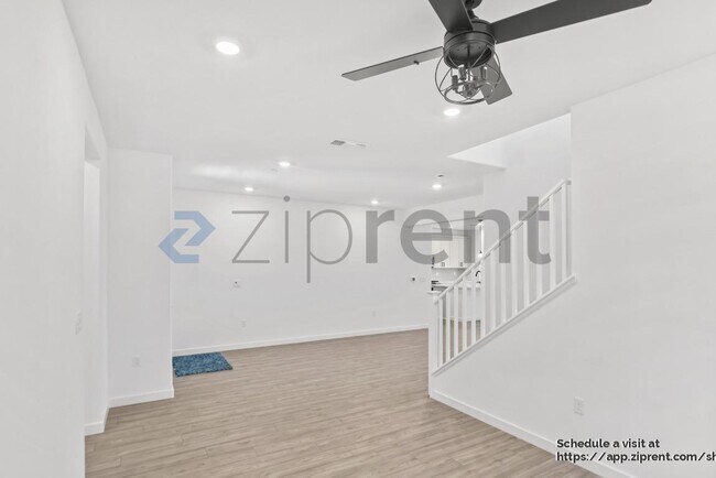 Building Photo - 16559 Barnett St