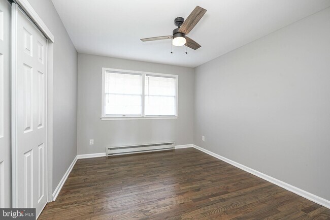 Building Photo - 123 Thies Rd