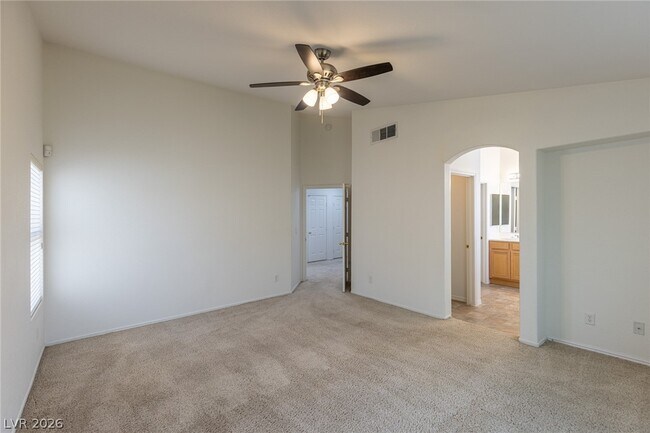 Building Photo - 718 Tiffany Bend St