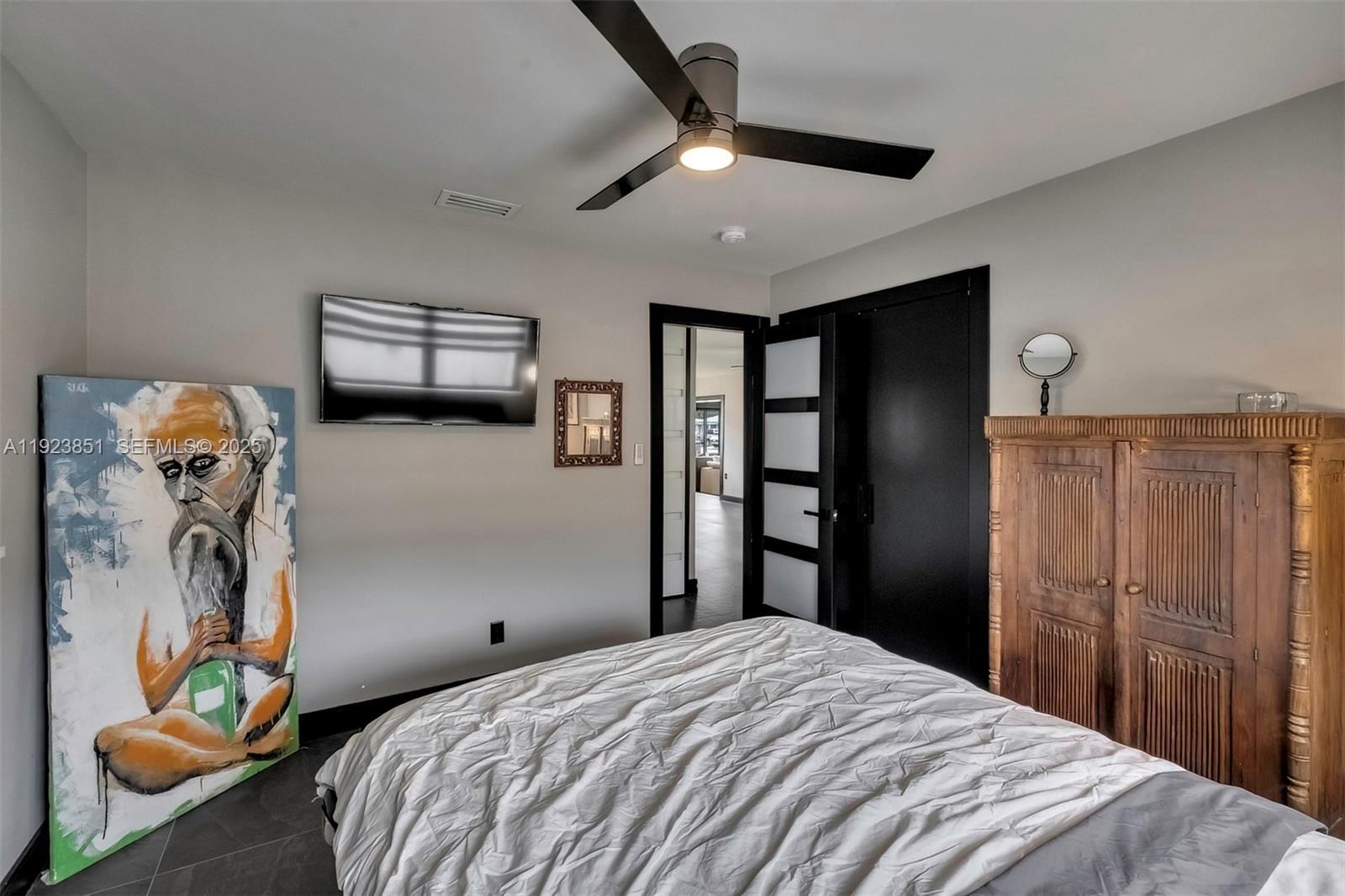 Building Photo - 530 NW 39th St