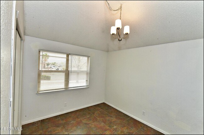 Building Photo - 853 Nita Fay Dr