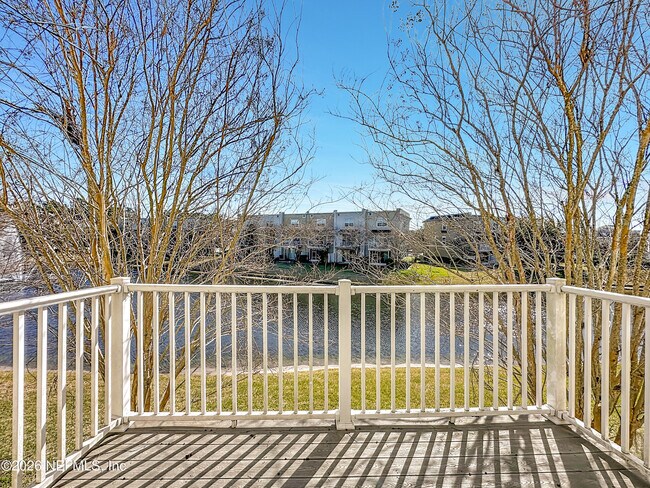 Building Photo - 4320 Ellipse Dr