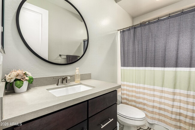 Building Photo - 6974 W Spur Dr