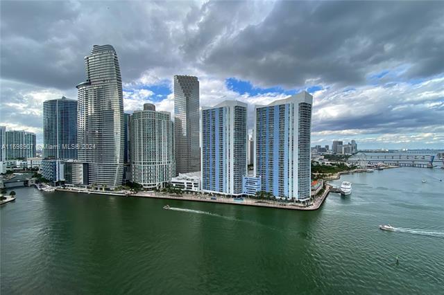 Building Photo - 888 Brickell Key Dr