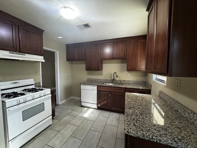 Building Photo - 4967 Sea Isle Rd