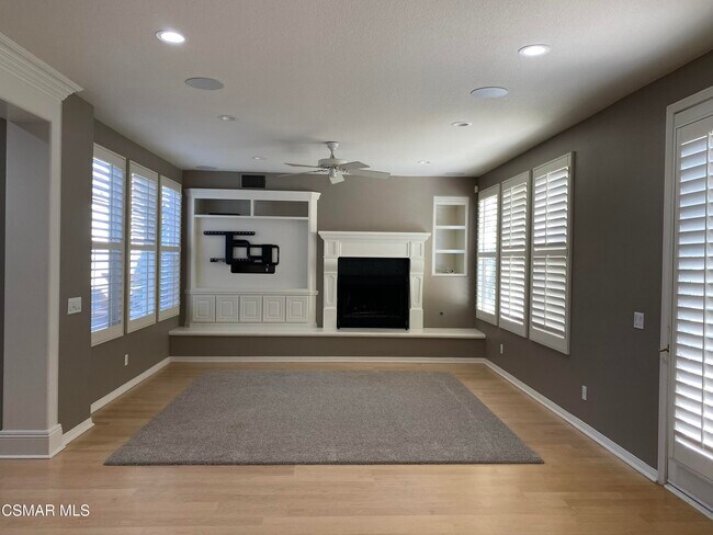 Building Photo - 3082 Eaglewood Ave