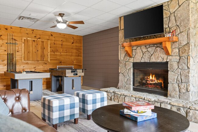 Building Photo - 181 Sugar Mountain Rd