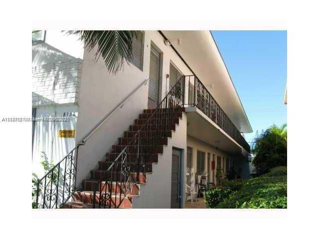 Building Photo - 8132 Harding Ave
