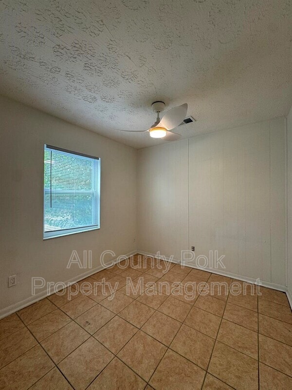 Building Photo - 3020 Galaxy Ln