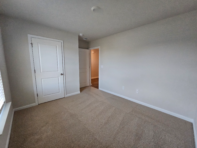 Building Photo - 374 Jeff Waters Cir