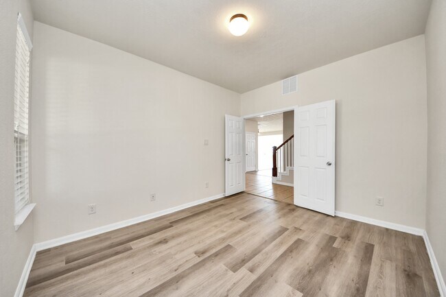 Building Photo - 24123 Adobe Ridge Ln