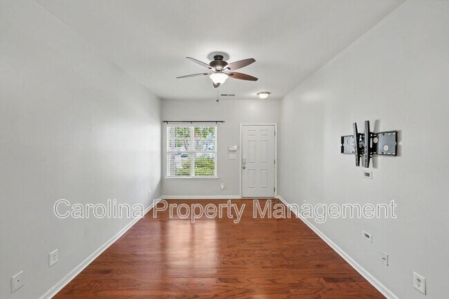 Building Photo - 13983 Singleleaf Lane