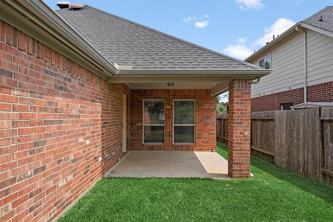Building Photo - 28223 Sweet Oak Ln