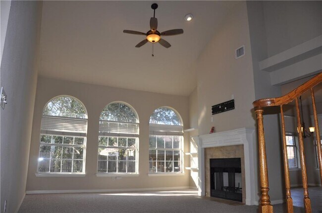 Building Photo - 19112 Ventana Ct