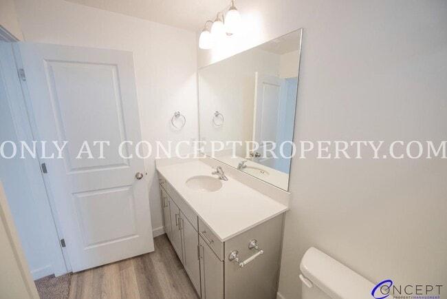 Building Photo - Brand-New Beautiful Spacious Modern Townhome in Lehi with Luxury Finishes & Prime Amenities