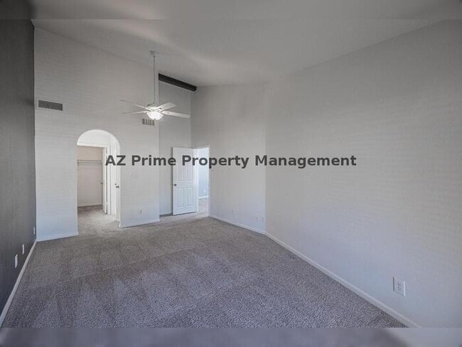 Building Photo - 7835 E Glenrosa Ave