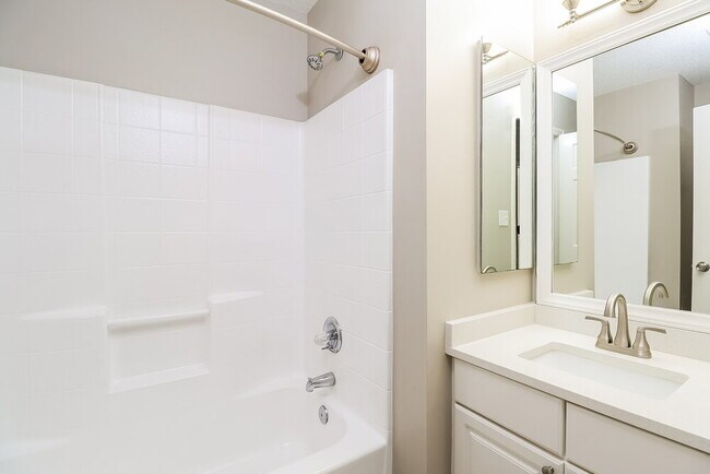 Building Photo - 9817 Ashley Farm Dr