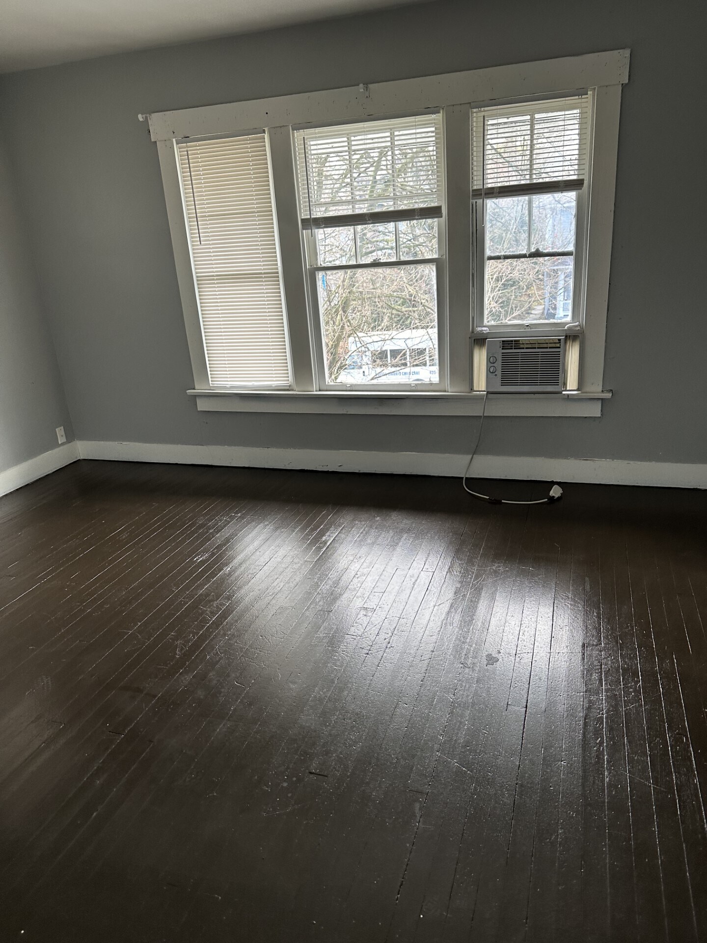 Building Photo - 220 Rockwood Ave