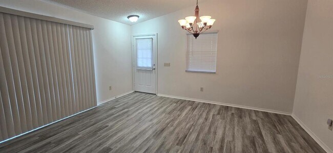 Building Photo - 1009 Ridgeville Rd