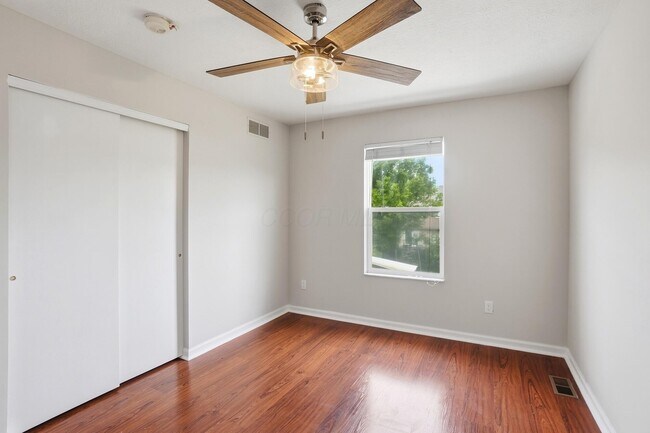 Building Photo - 5974 Rings Rd