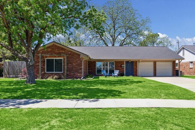 Primary Photo - 2910 Freshmeadows Dr