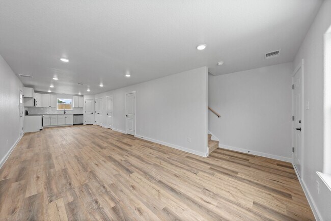 Building Photo - 1015 S 26th St