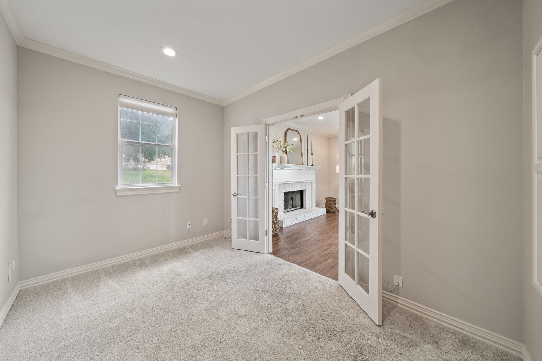 Building Photo - 10809 Range View Dr