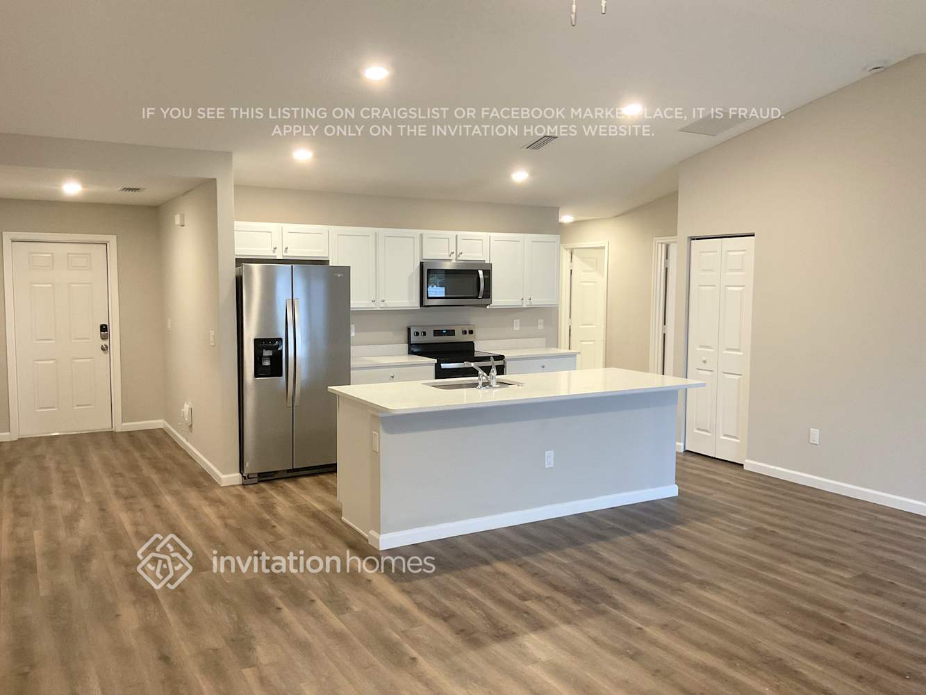 Building Photo - 2257 SW Frisco Terrace