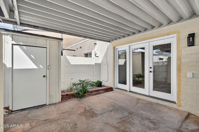 Building Photo - 1339 N 44th St