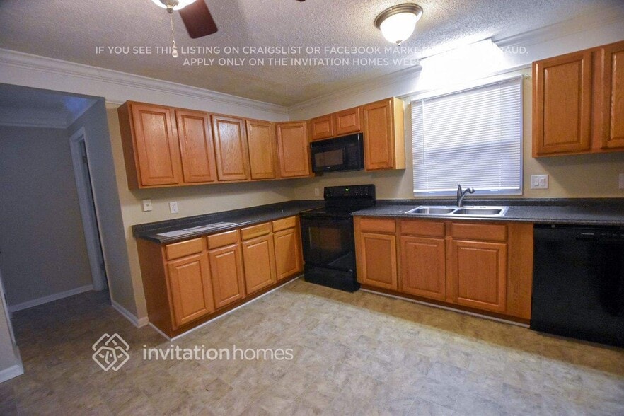 Building Photo - 4629 Dawnwood Dr