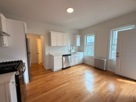 Building Photo - 74 Mora St