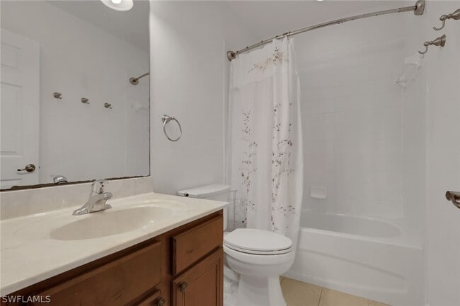 Building Photo - 3353 Antica St