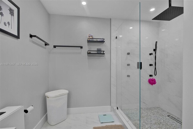 Building Photo - 15962 SW 138th Ct