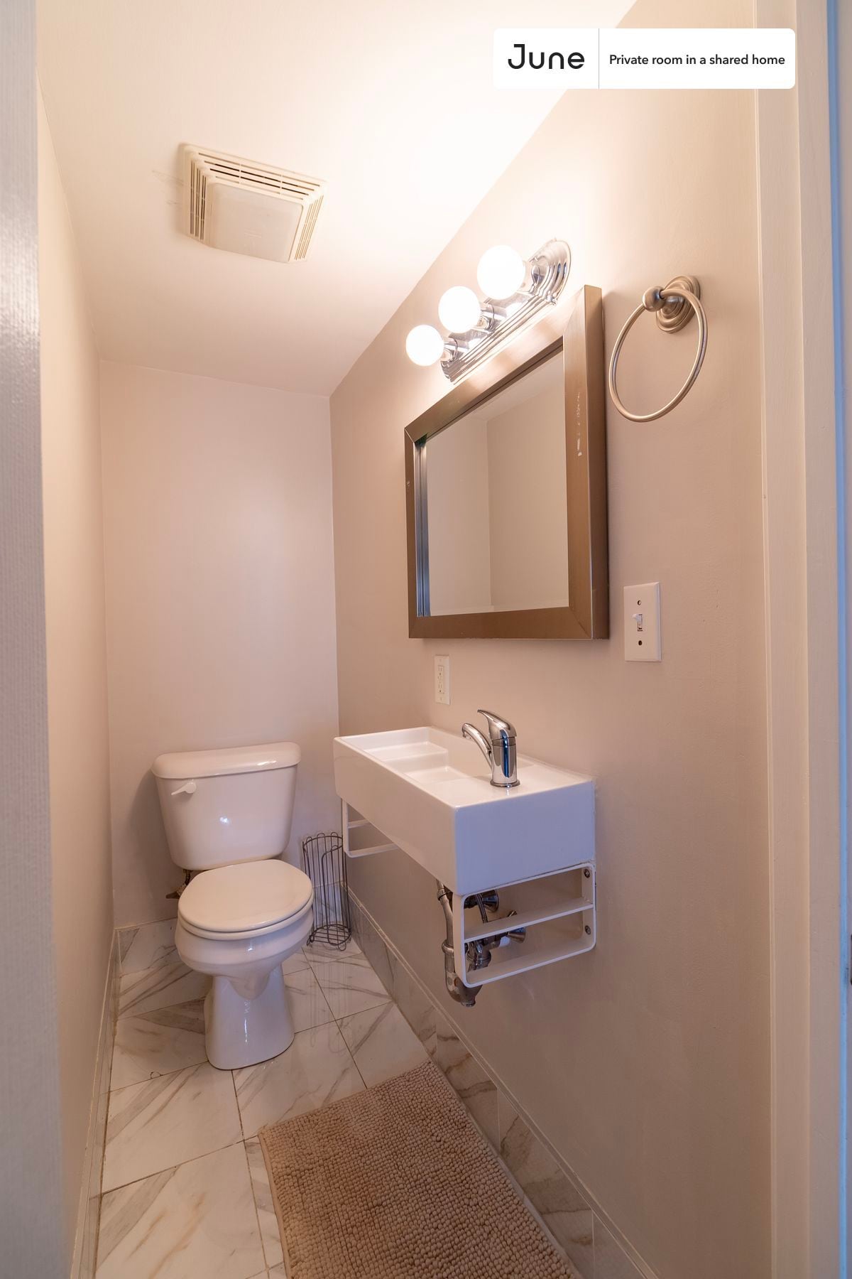 Building Photo - Room in Shared 5 bed/1.5 bath home