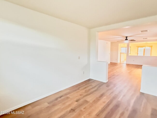 Building Photo - 4689 W Cepa Ln