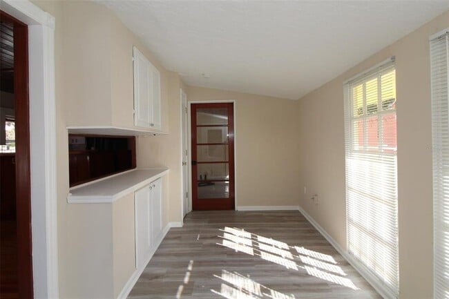 Building Photo - 5231 Calle De Costa Rica