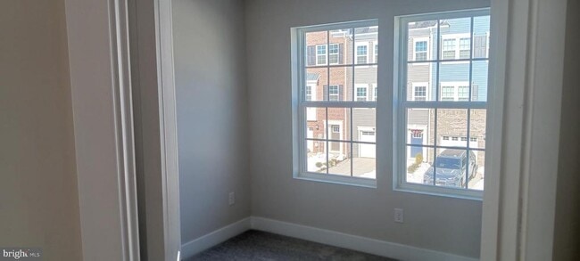 Building Photo - 2272 Marcy Dr