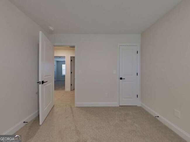 Building Photo - 615 Cantrell Dr