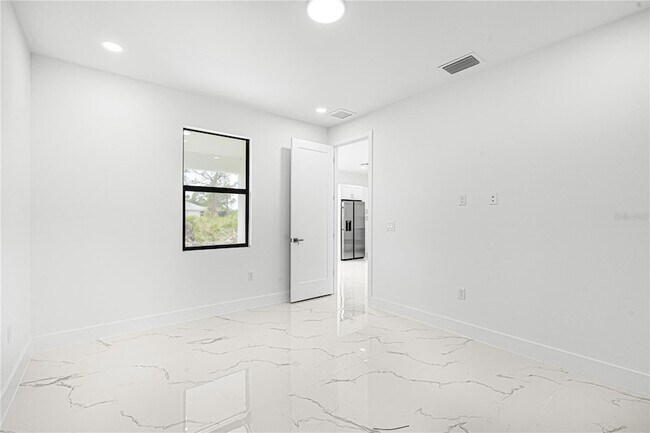 Building Photo - 153 Australian Dr