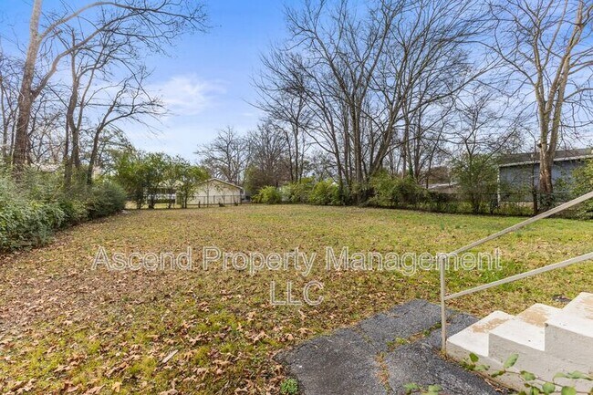 Building Photo - 5514 Rosemont Dr