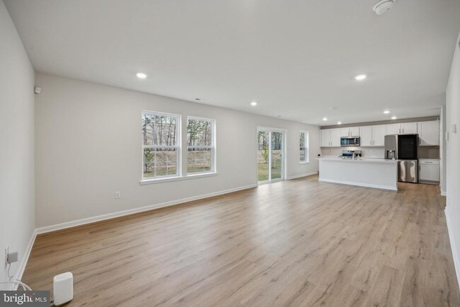 Building Photo - 107 Malibu Dr