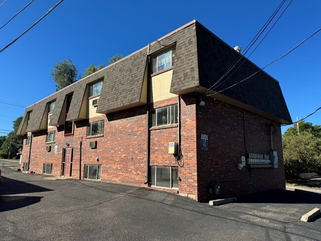 Building Photo - 791 W Prentice Ave