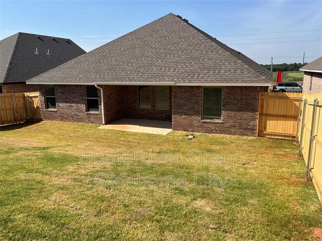 Building Photo - 8400 NW 163rd Ter