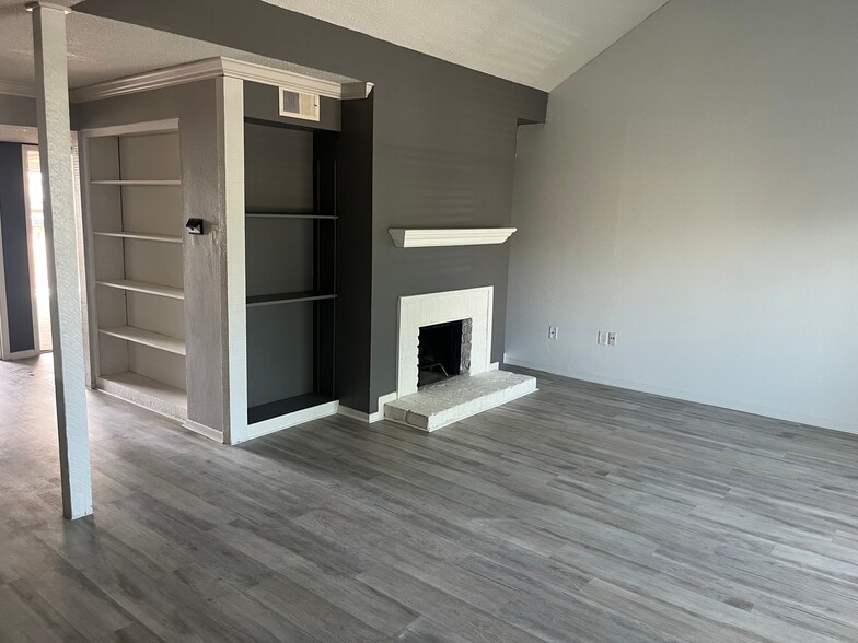 Building Photo - 8155 Jefferson Hwy