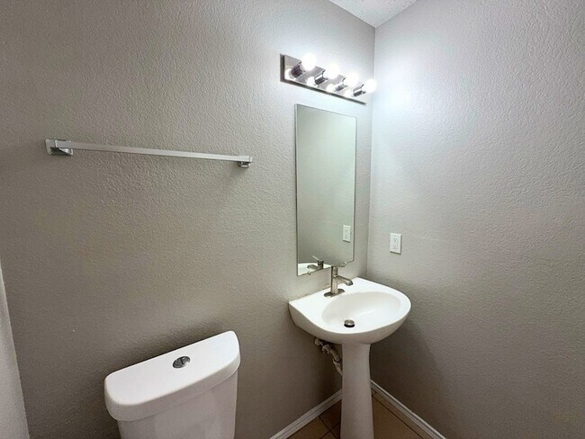 Building Photo - 3952 Golden Horn Ln